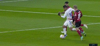 1641679232442076607.gif 动画 (750).gif